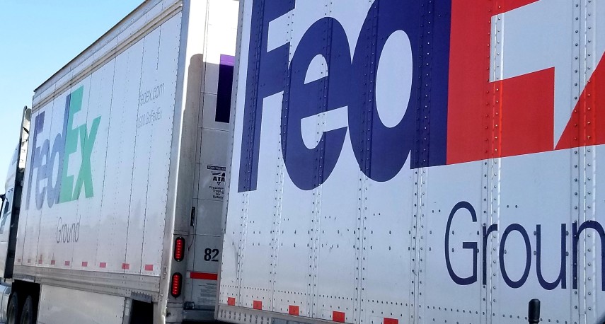 fedex delivery truck